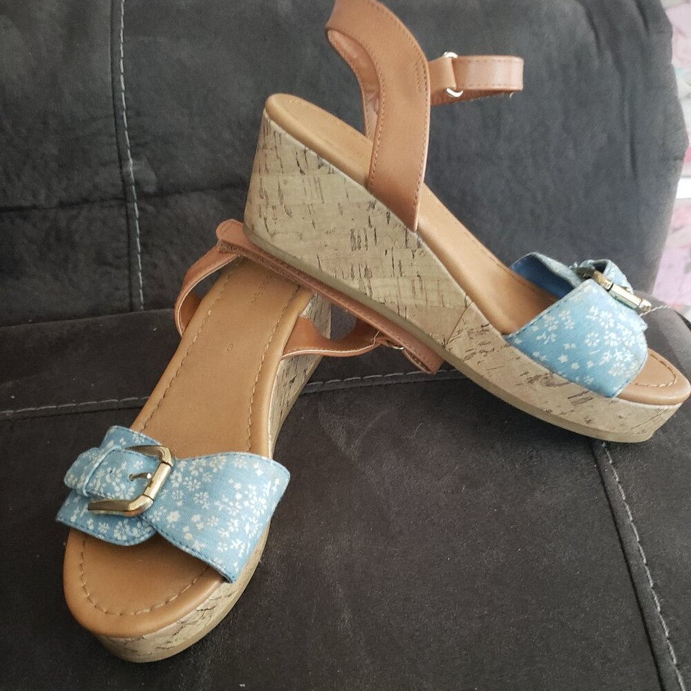 Girls wedge sandle